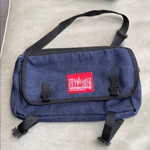 Manhattan Portage dark denim Fanny pack